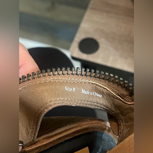 Dolce Vita Boots Womens Sz 8 Brown Suede Peep Toe Ankle Booties Casual Shoes - Picture 13 of 13